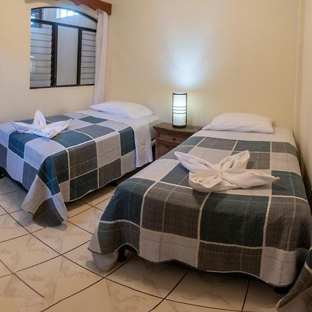 Hotel Los Manantiales Panajachel Kültér fotó