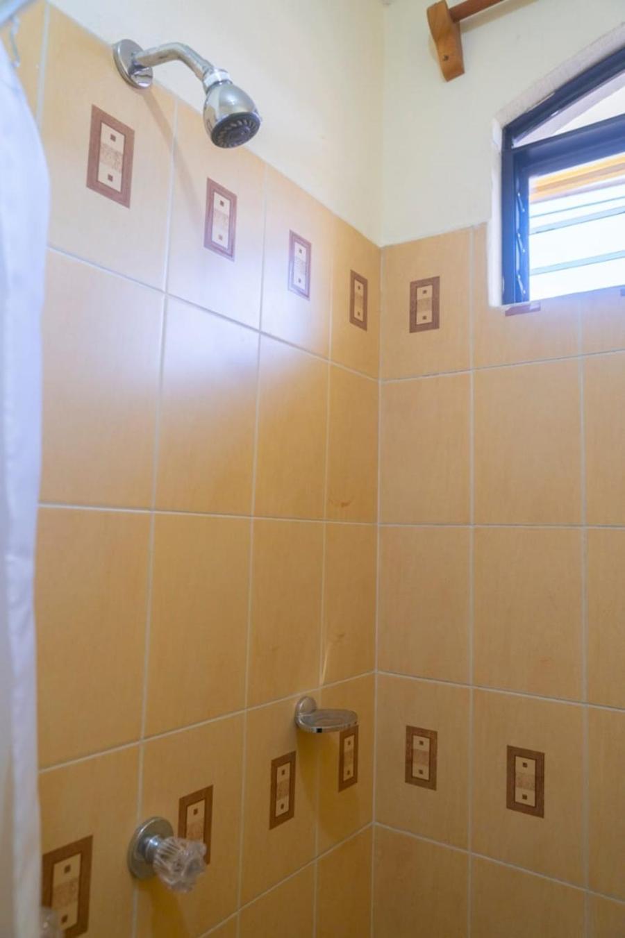 Hotel Los Manantiales Panajachel Kültér fotó