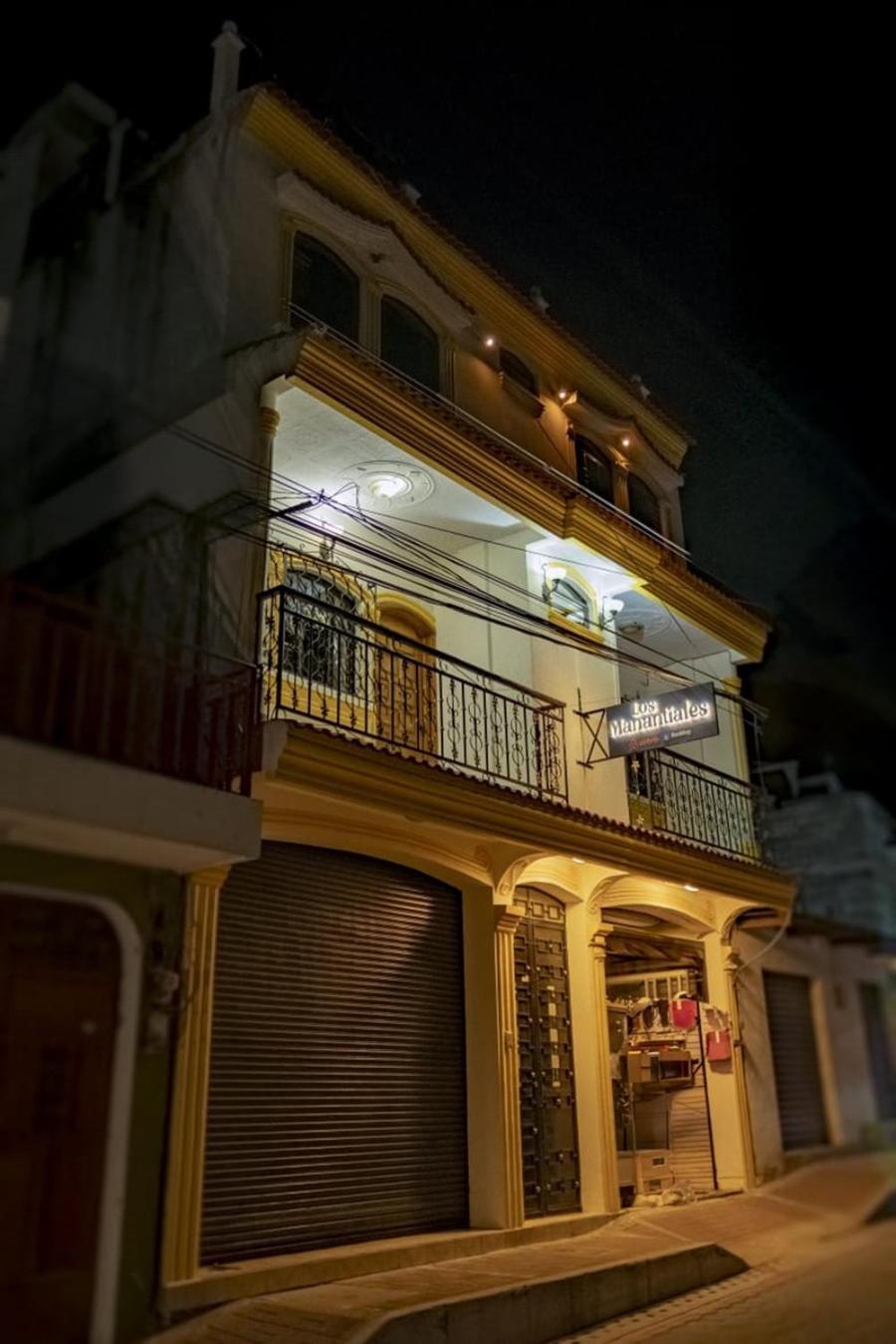 Hotel Los Manantiales Panajachel Kültér fotó